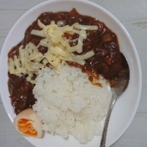 キノコととろけるチーズのカレーライス